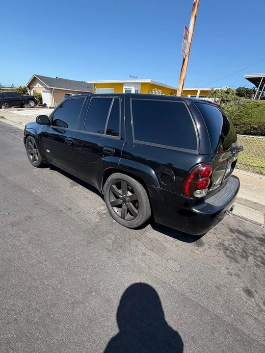 2006 Chevrolet Trailblazer - Image 2 of 6