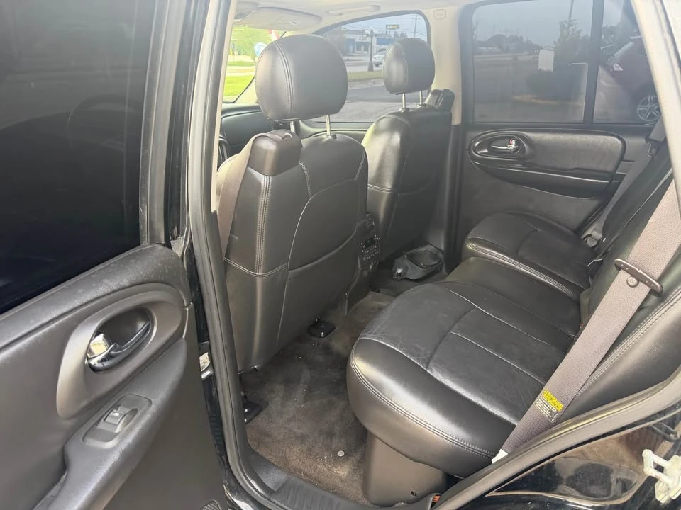 2006 Chevrolet Trailblazer - Image 10 of 17