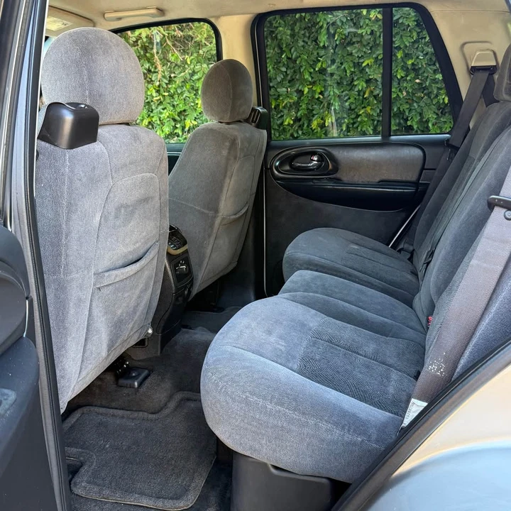 2006 Chevrolet Trailblazer - Image 10 of 15