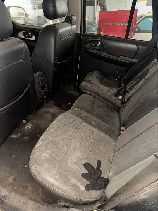 2006 Chevrolet Trailblazer - Image 6 of 8