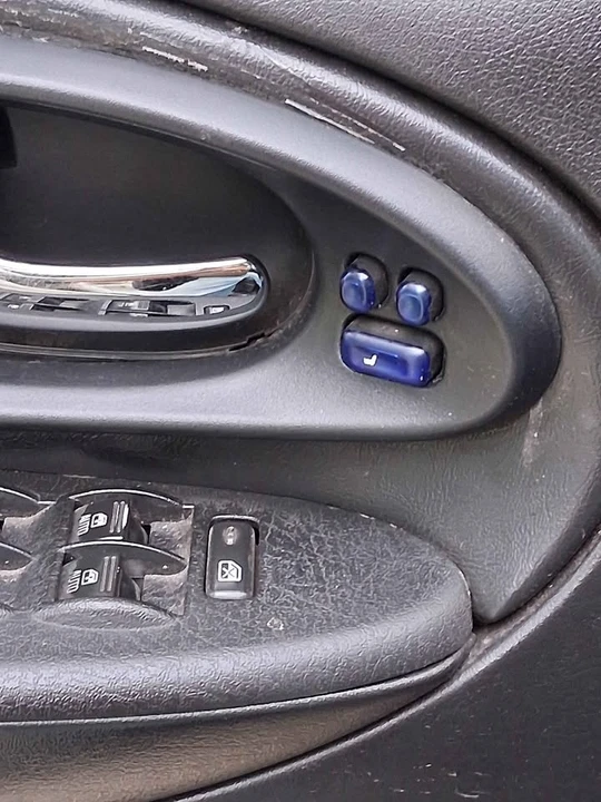 2006 Chevrolet Trailblazer - Image 19 of 20