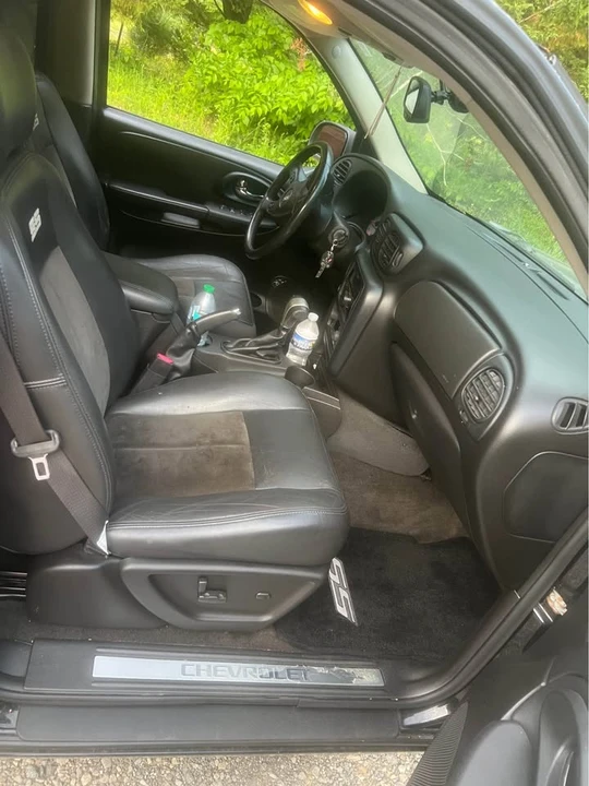 2006 Chevrolet Trailblazer - Image 9 of 11
