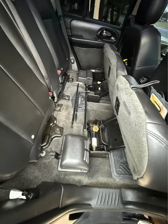 2006 Chevrolet Trailblazer - Image 11 of 20