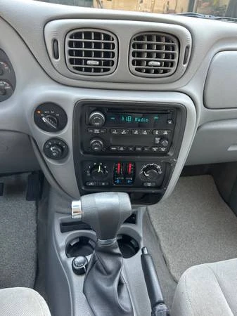 2006 Chevrolet Trailblazer - Image 7 of 9
