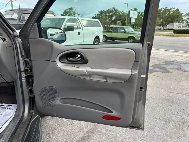 2006 Chevrolet Trailblazer - Image 9 of 12