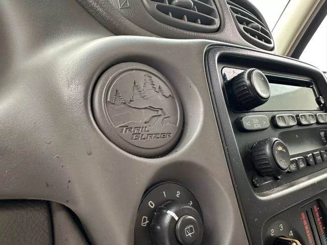 2006 Chevrolet Trailblazer - Image 11 of 12