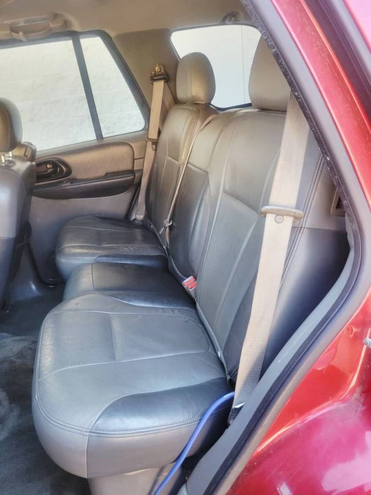 2006 Chevrolet Trailblazer - Image 8 of 12