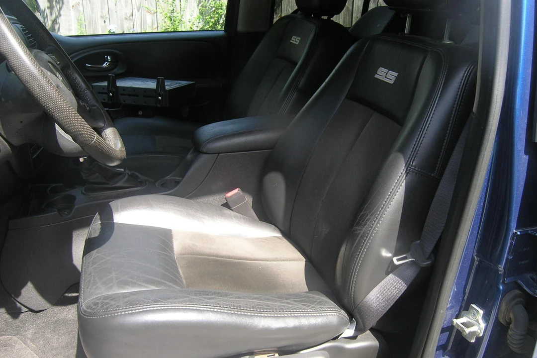 2006 Chevrolet Trailblazer - Image 25 of 31