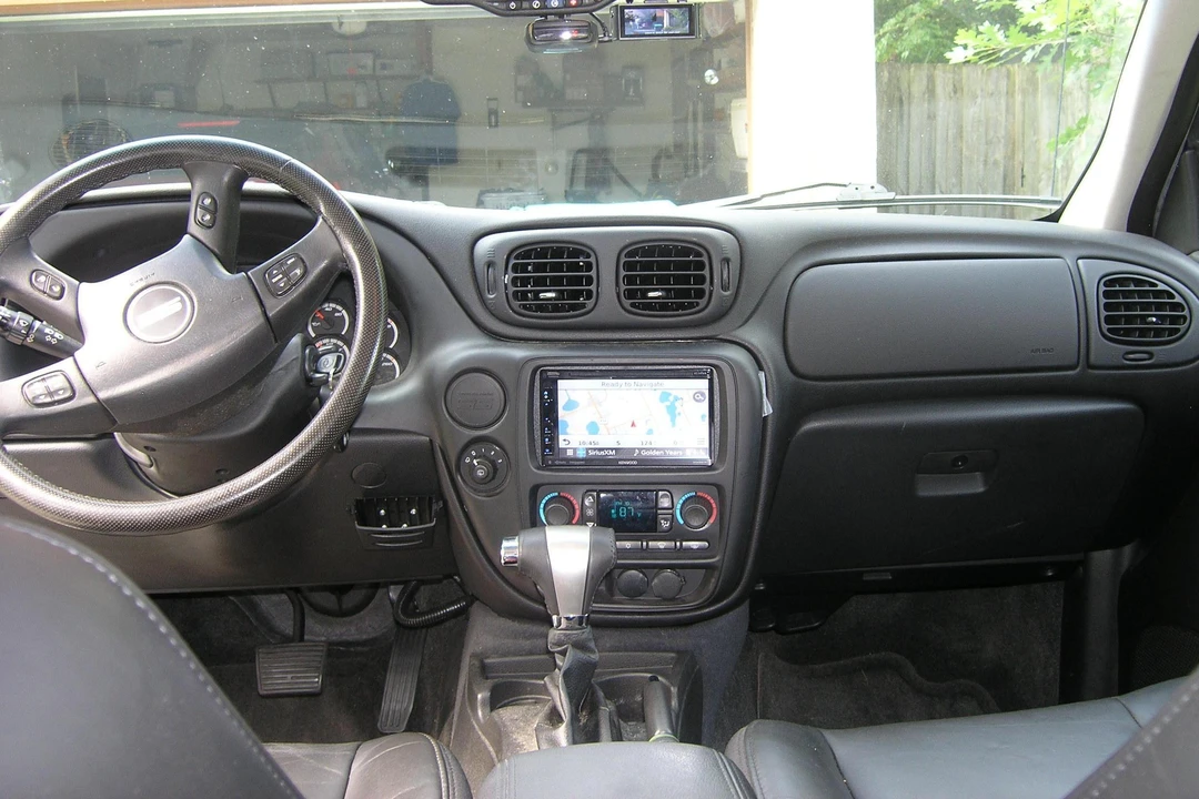 2006 Chevrolet Trailblazer - Image 24 of 31