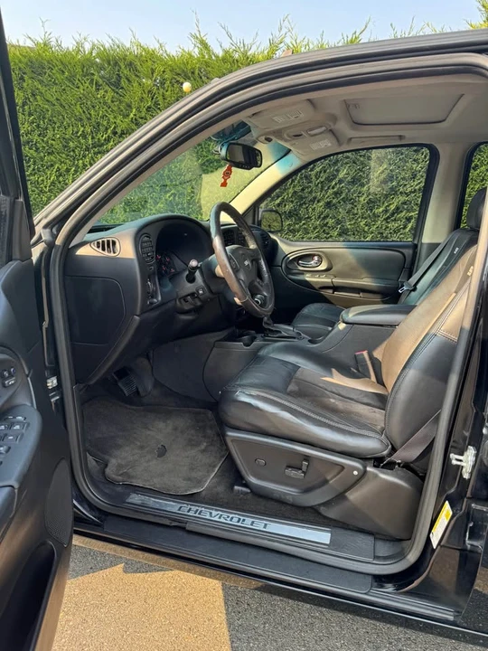 2006 Chevrolet Trailblazer - Image 9 of 16