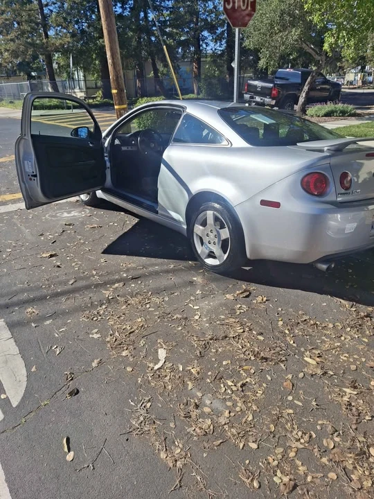 2006 Chevrolet Cobalt 1st Gen - Image 2 of 9