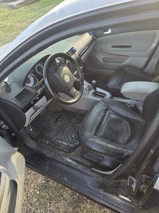 2006 Chevrolet Cobalt 1st Gen - Image 3 of 11