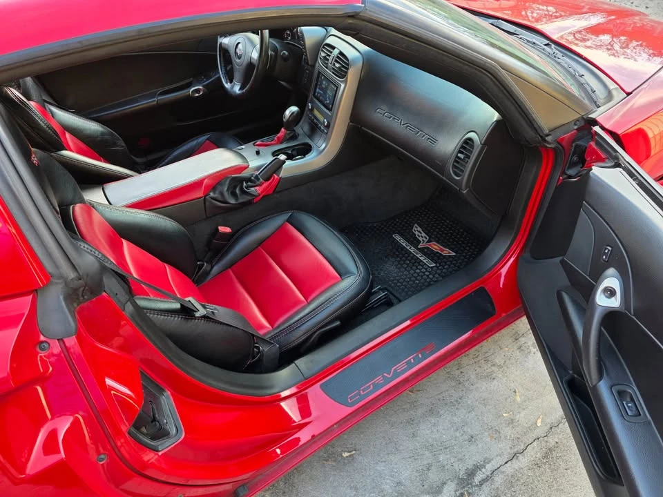 2006 Chevrolet Corvette C6 - Image 6 of 10