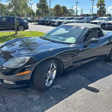 2006 Chevrolet Corvette Convertible 2D