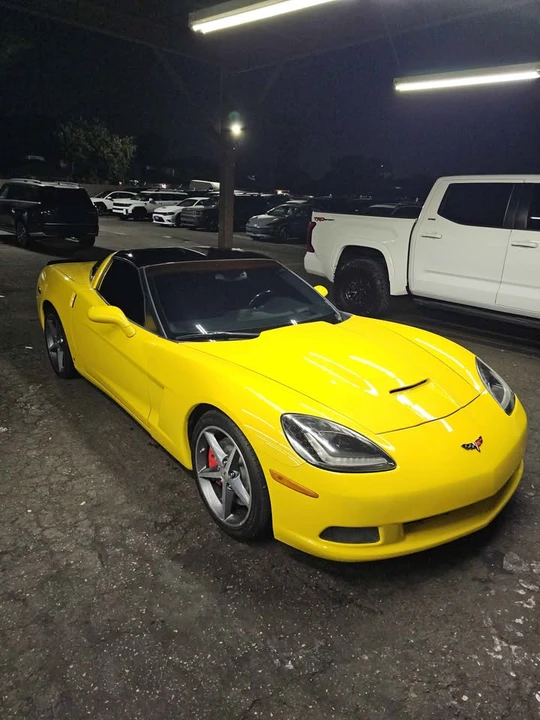 2006 Chevrolet Corvette C6 - Image 2 of 16