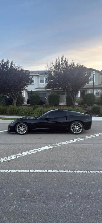 2006 Chevrolet Corvette C6 - Image 2 of 17