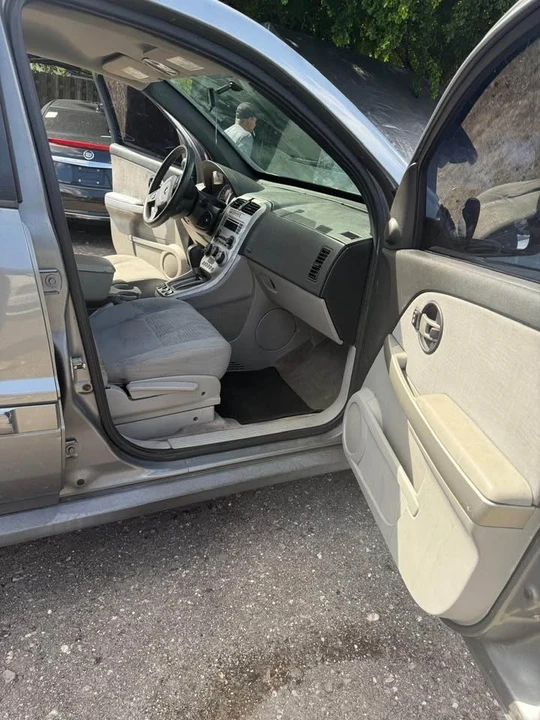 2006 Chevrolet Equinox - Image 3 of 12