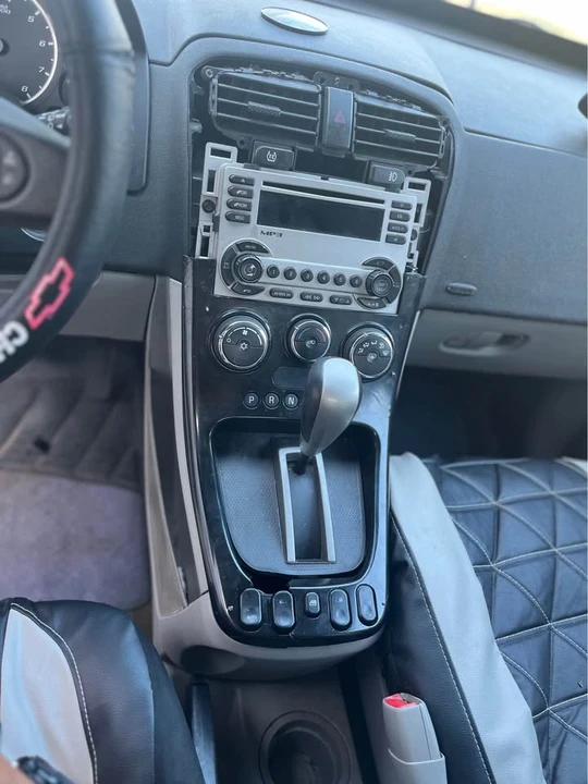 2006 Chevrolet Equinox - Image 6 of 12