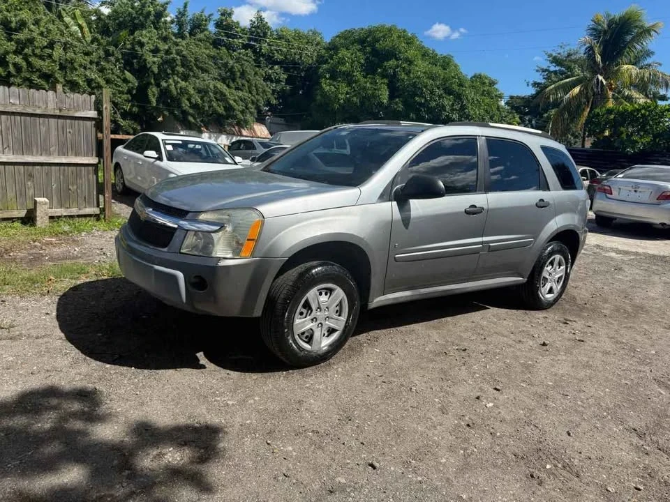 2006 Chevrolet Equinox - Image 2 of 10