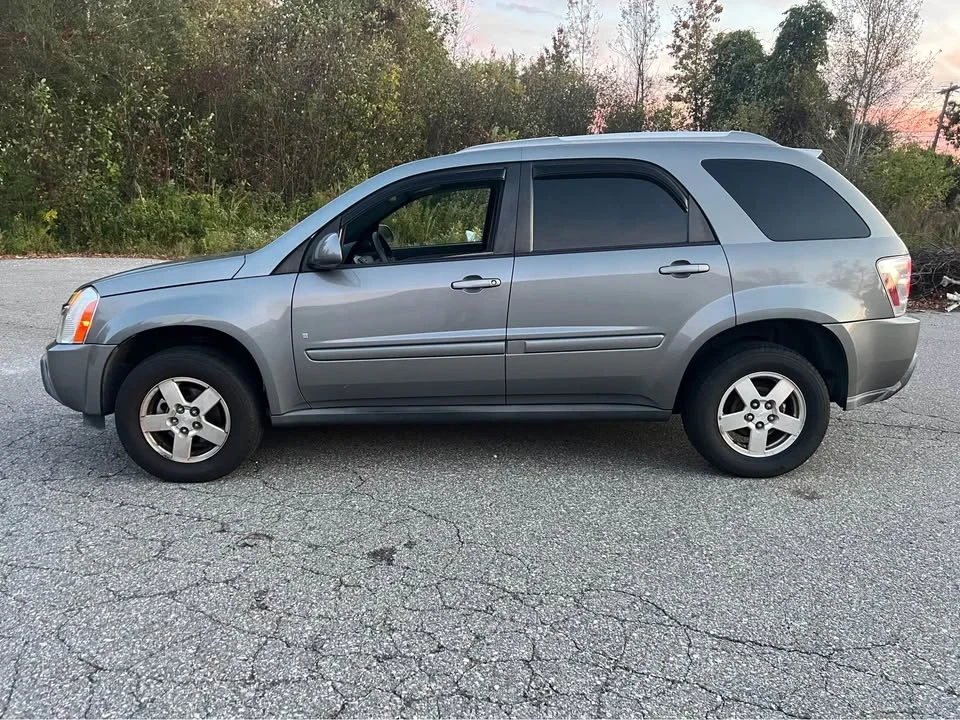 2006 Chevrolet Equinox - Image 2 of 10