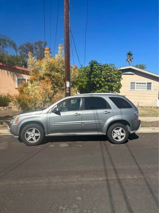 2006 Chevrolet Equinox - Image 2 of 11