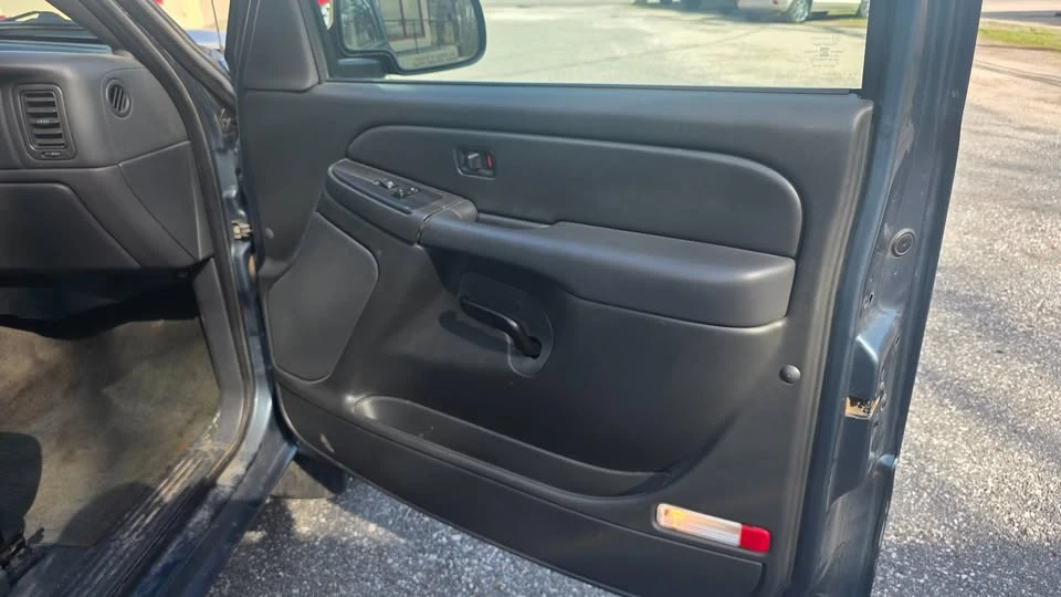 2006 Chevrolet Silverado 1st Gen - Image 6 of 19