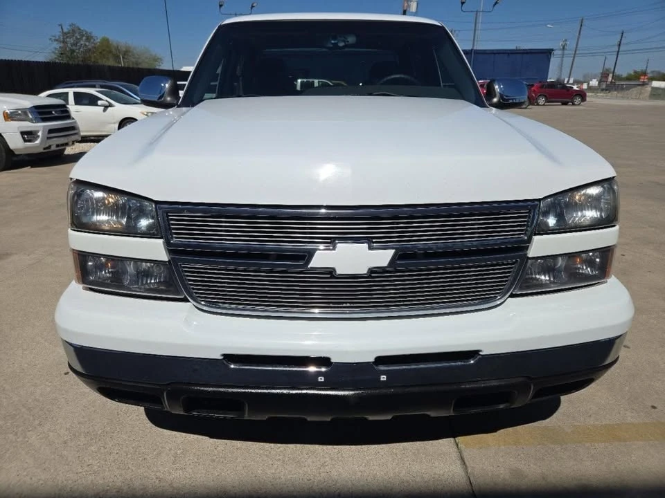 2006 Chevrolet Silverado 1st Gen - Image 2 of 13