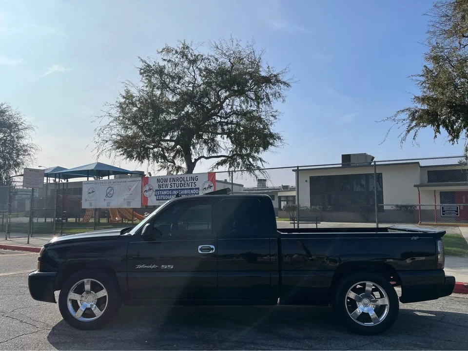 2006 Chevrolet Silverado 2nd Gen - Image 2 of 4