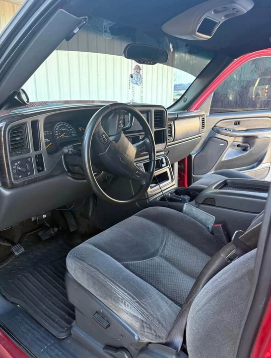 2006 Chevrolet Silverado 1st Gen - Image 3 of 10