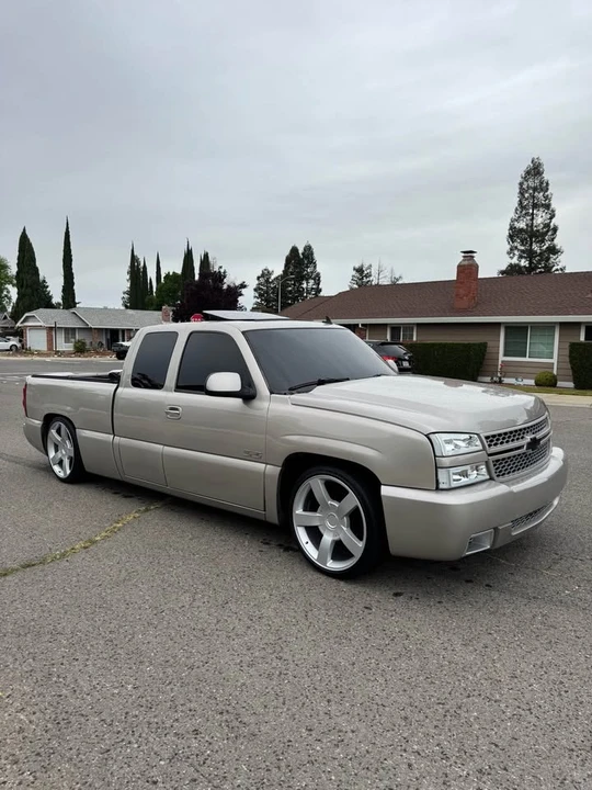2006 Chevrolet Silverado 1st Gen - Image 2 of 16