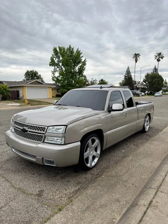 2006 Chevrolet Silverado 1st Gen - Image 2 of 15