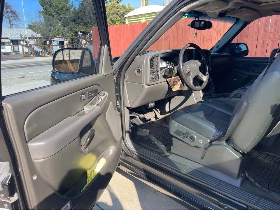 2006 Chevrolet SSR - Image 10 of 20