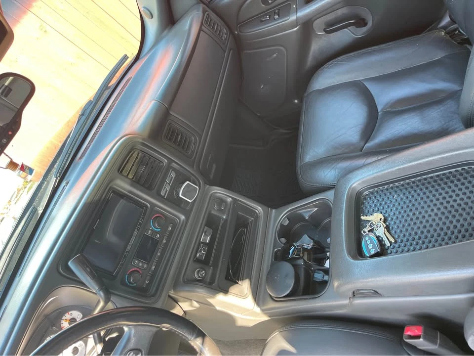 2006 Chevrolet SSR - Image 12 of 20