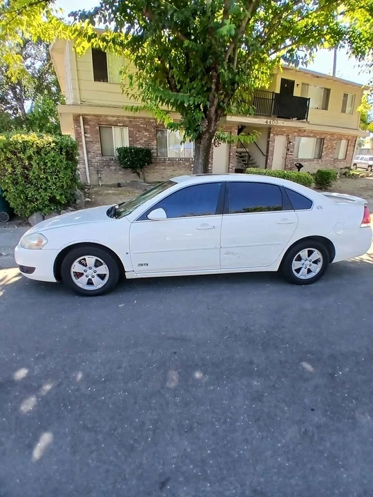2006 Chevrolet SS - Image 2 of 5