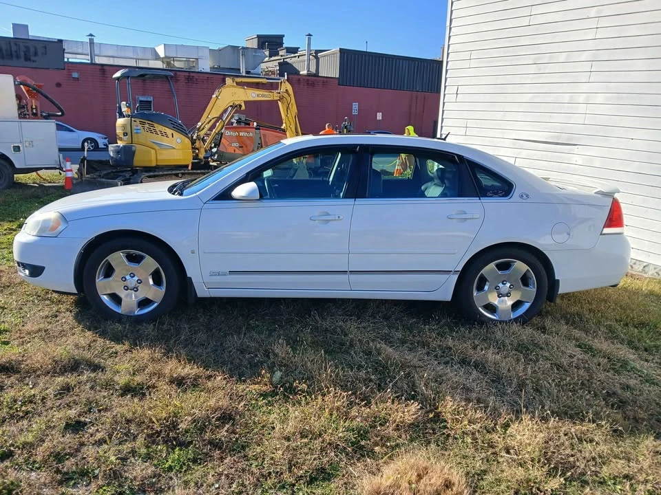 2006 Chevrolet SS - Image 2 of 10
