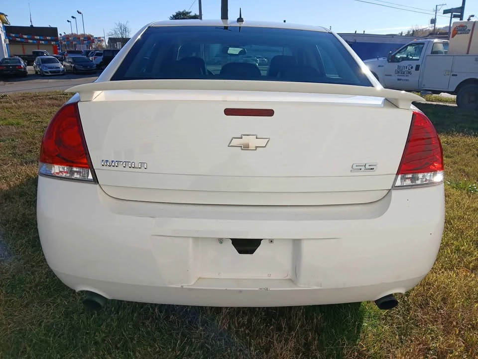 2006 Chevrolet SS - Image 4 of 10