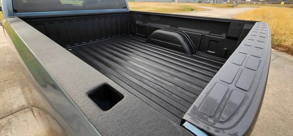 2006 Chevrolet SSR - Image 18 of 19