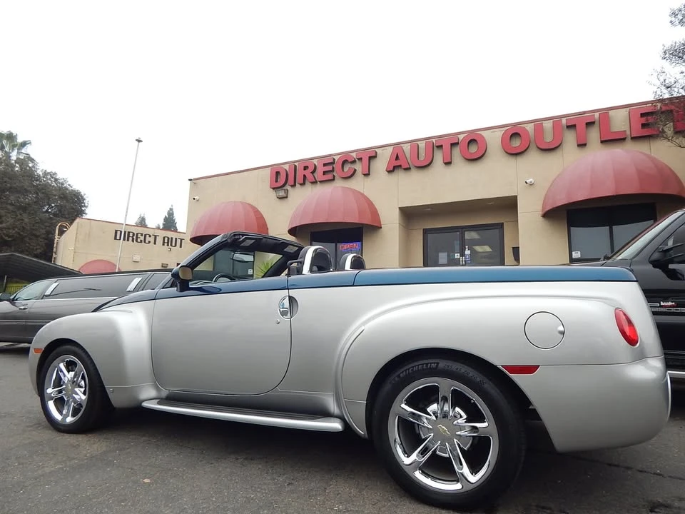 2006 Chevrolet SSR - Image 12 of 20
