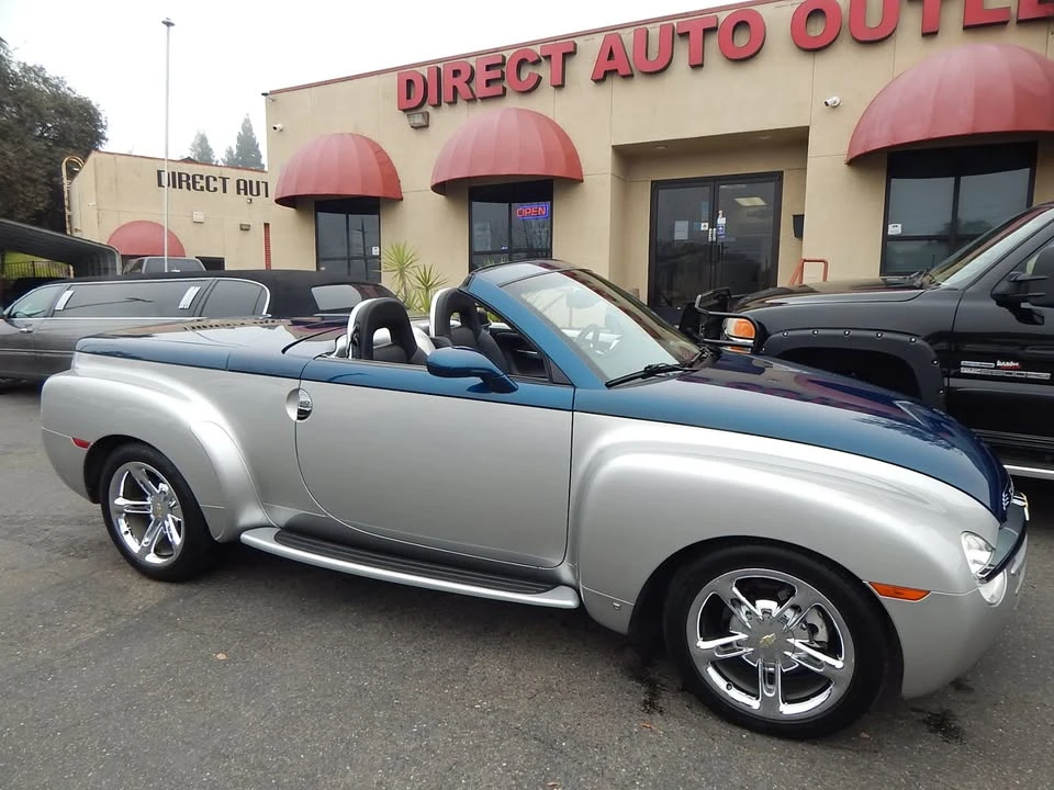 2006 Chevrolet SSR - Image 5 of 20