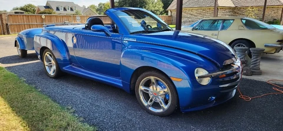 2006 Chevrolet SSR - Image 2 of 12