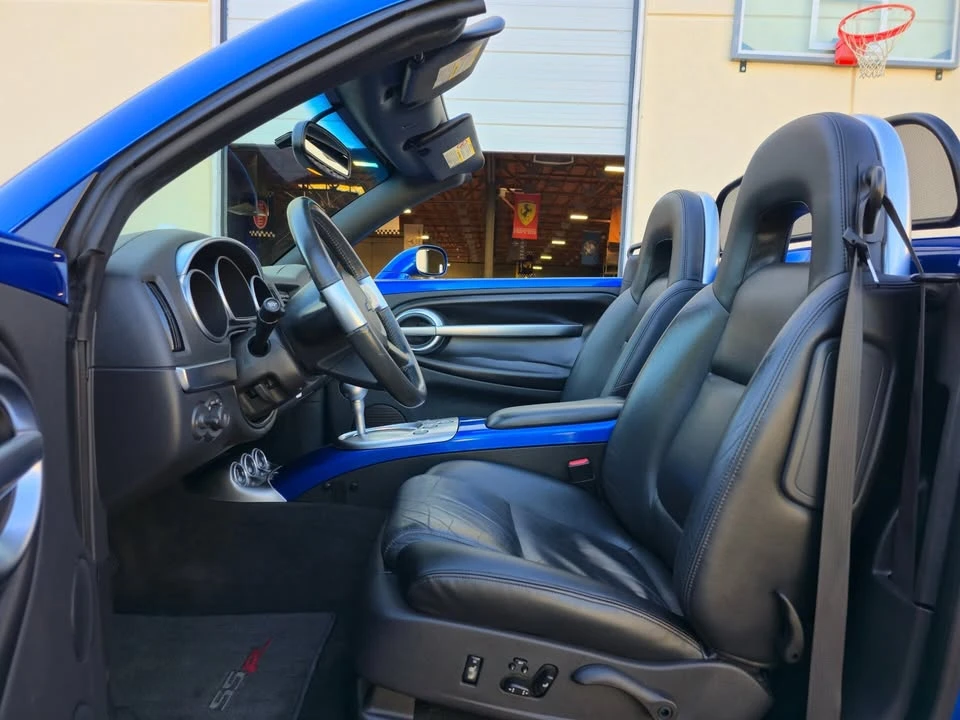 2006 Chevrolet SSR - Image 10 of 19