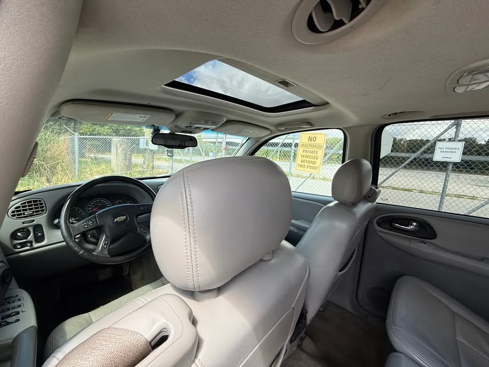 2006 Chevrolet Trailblazer - Image 11 of 13