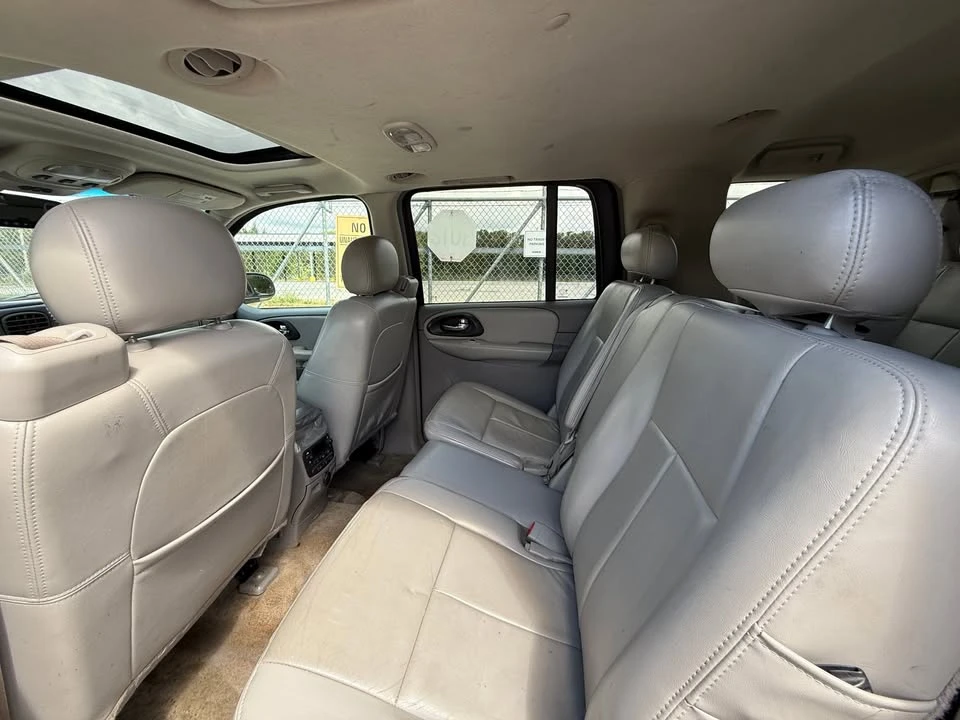 2006 Chevrolet Trailblazer - Image 10 of 13