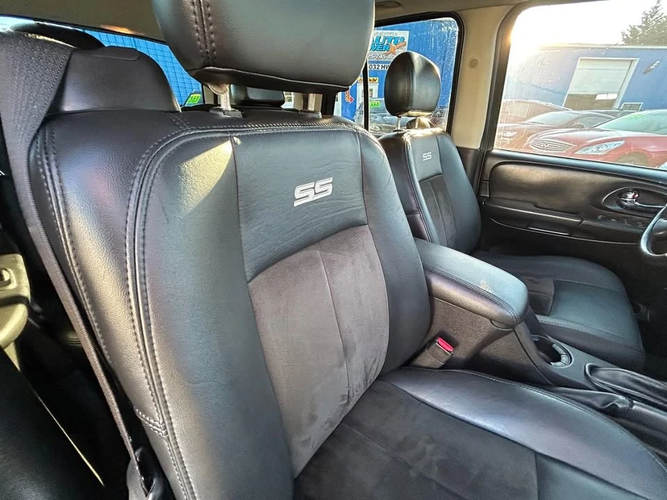 2006 Chevrolet Trailblazer - Image 12 of 19