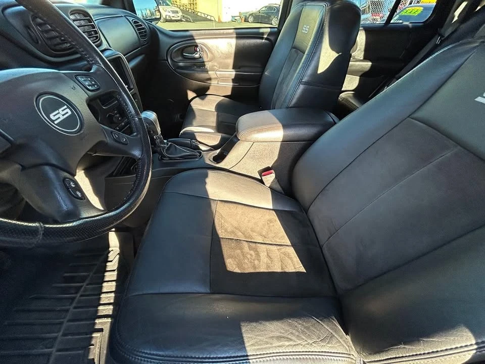 2006 Chevrolet Trailblazer - Image 16 of 19