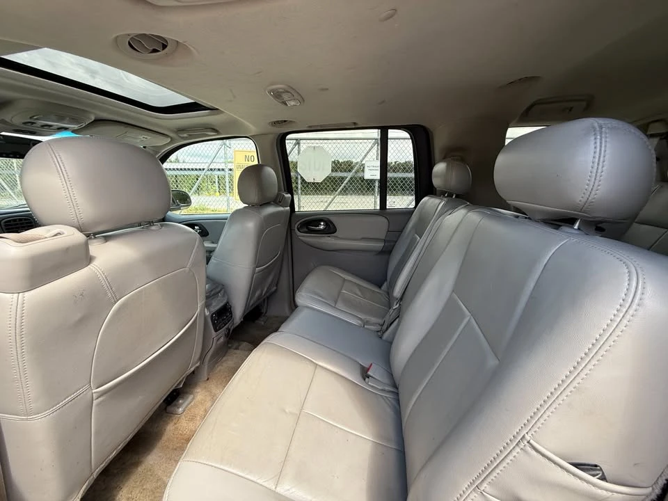 2006 Chevrolet Trailblazer - Image 10 of 13