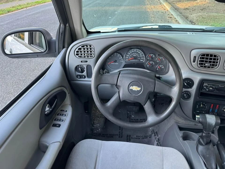 2006 Chevrolet Trailblazer - Image 12 of 20