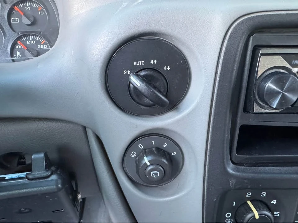 2006 Chevrolet Trailblazer - Image 11 of 20