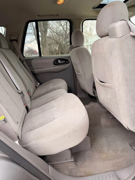 2006 Chevrolet Trailblazer - Image 10 of 16
