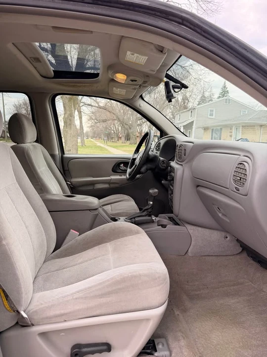 2006 Chevrolet Trailblazer - Image 9 of 16